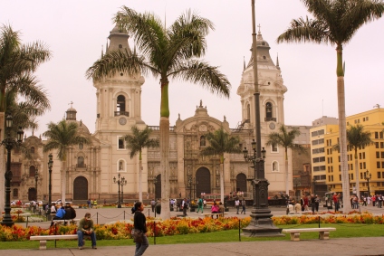 Basilica Cathedral of Lima, Plaza Mayor
