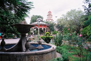 El Jardin Hidalgo plaza, Tlaquepaque
